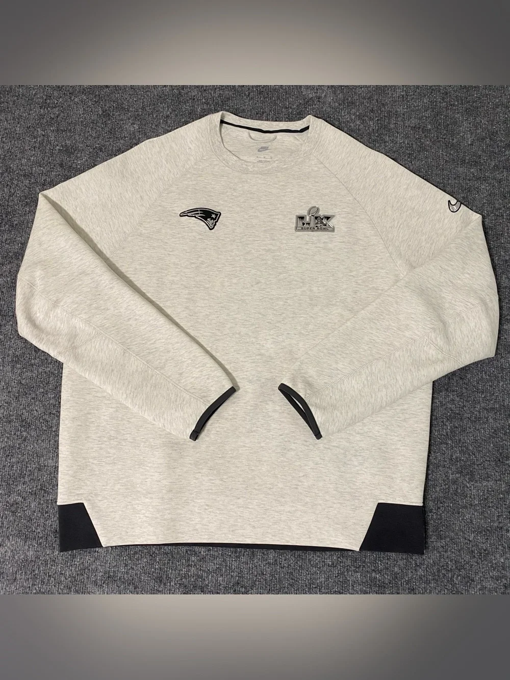 Nike New England Patriots Super Bowl LX Tech Fleece Sweatshirt Mens XL NWOT